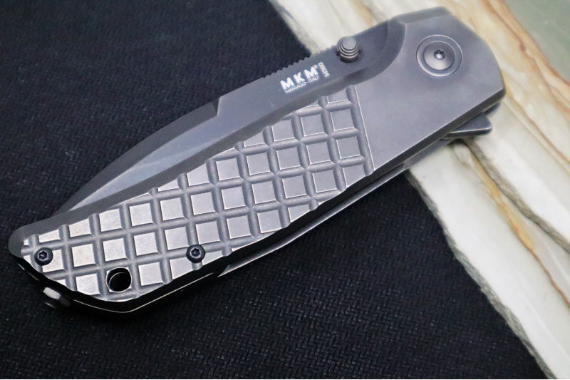 Maniago Knife Makers Maximo - Stonewashed Drop Point Blade / M390 Steel / Dark Stonewashed Titanium Handle