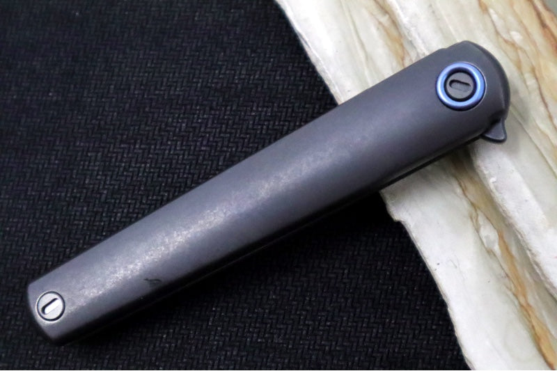 Maniago Knife Makers Flame - Black Drop Point Blade / M390 Steel / Dark Stonewashed Titanium Handle MK-FL01-TDSW