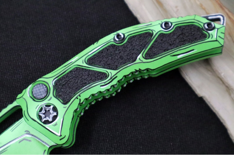 Heretic Knives Medusa Auto Limited Edition - Recurve Cerakoted & Hand Painted Blade / Toxic Green Cerakoted Aluminum Handle with Black Grip Inlays / CPM-Magnacut Steel H012-CS-TX - Northwest Knives
