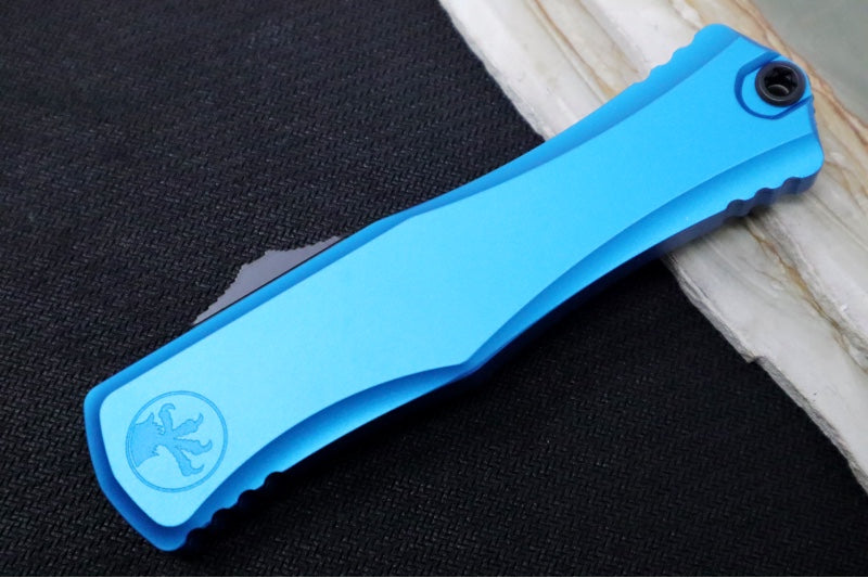 Microtech Hera II OTF - Recurve Blade / Black Finish / Blue Anodized Aluminum Handle 1705-1BL - Northwest Knives