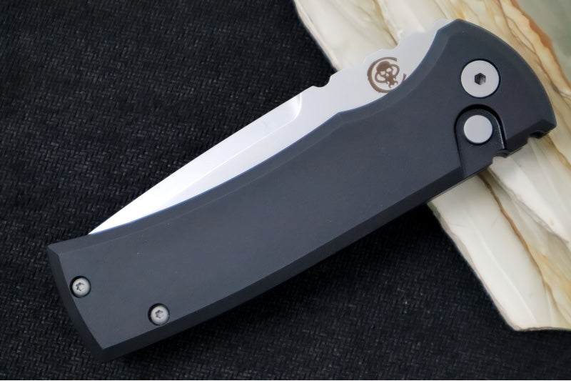 Chaves Knives Redencion Auto -Black Anodized Aluminum Handle / Stonewashed Finish / Tanto Blade / CPM-S35VN Steel