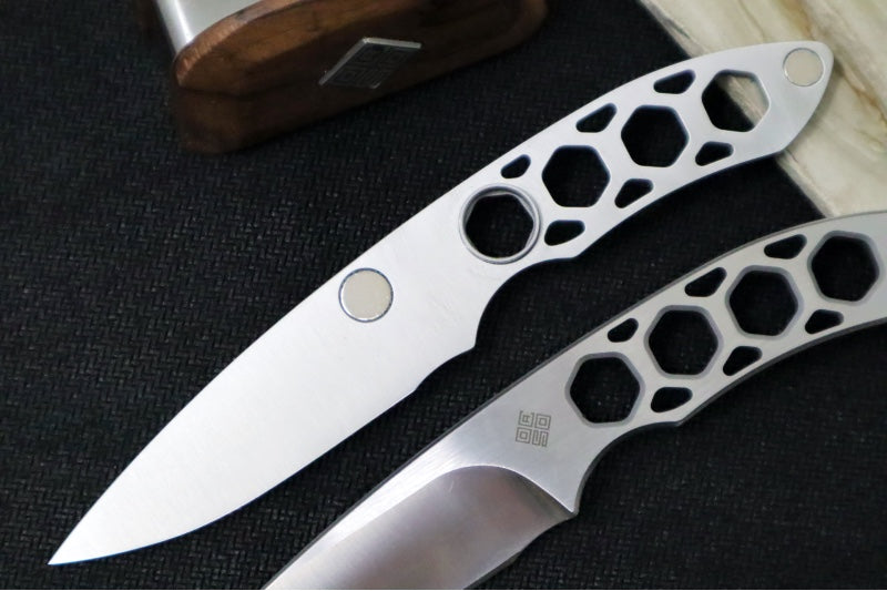 Ocaso Knives Duo Desk Knife - Japanese 420J2 Stainless Steel / Satin Finish / Walnut and Stainless Steel Stand - Northwest Knives