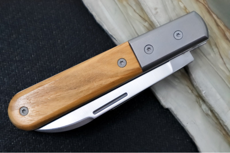 Lionsteel Barlow Slipjoint - Olive Wood Handle / M390 Steel / Clip Point & Warhorse Blade / Satin Finish CK0122UL