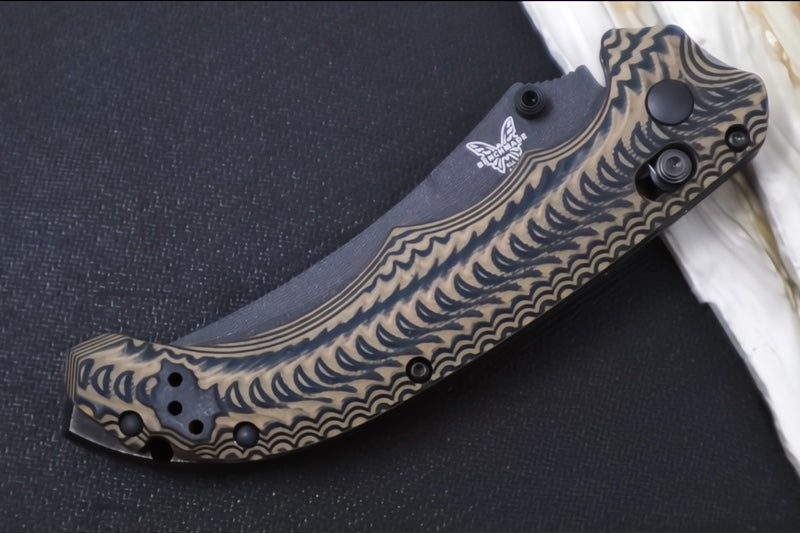 Benchmade Mini Bedlam 865BK-01 - CPM-S90V Steel / Graphite Black Cerakoted Scimitar Blade / Textured Black & Coyote Tan G-10 Handle