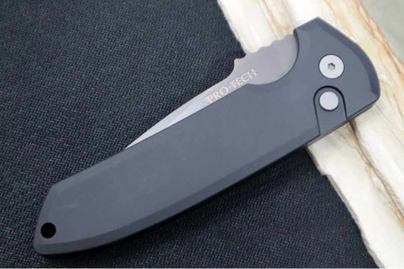 Pro Tech Rockeye Auto - Black Aluminum Handle / Smoky Grey DLC CPM-D2 Blade LG321-D2