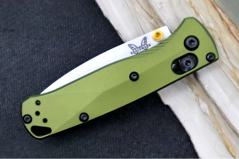 Benchmade 533SL-10 Mini Bugout Manual Folder - Drop Point Blade / CPM-S90V Steel / Crushed Silver Cerakote Finish / Woodland Green Anodized Aluminum Handle
