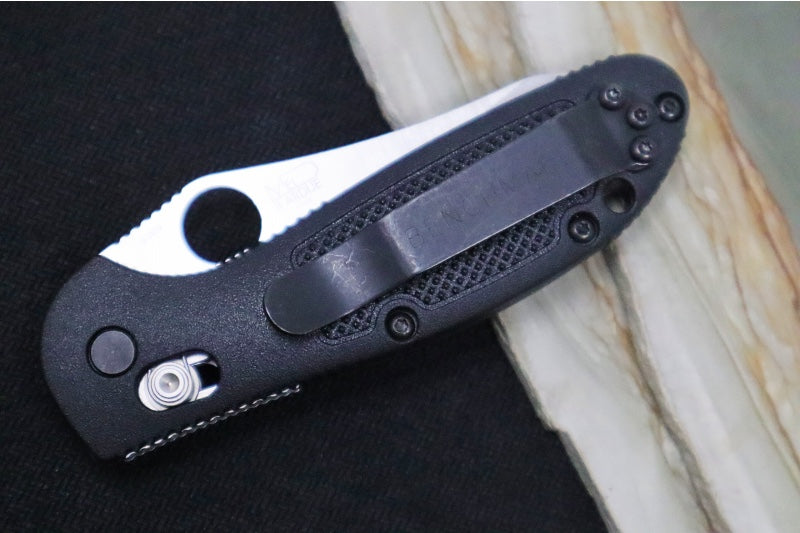 Benchmade 555-S30V Mini Griptilian - Satin Blade / Black Handle