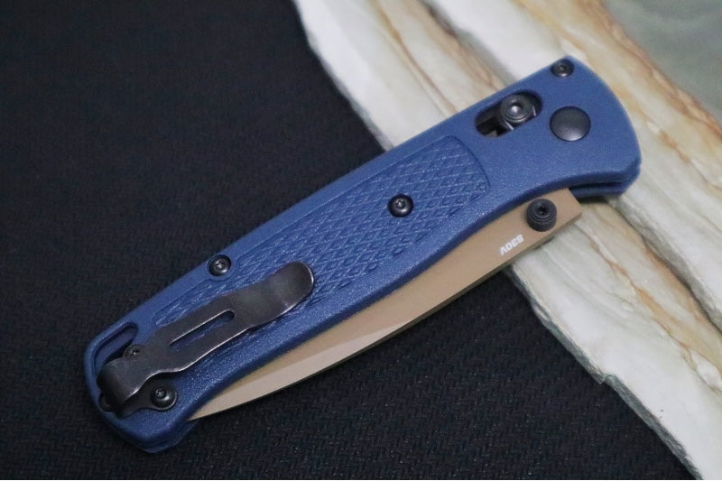 Benchmade 535FE-05 Bugout - CPM-S30V Steel / Drop Point Blade / FDE Finish / Textured Crater Blue Grivory Handle - Northwest Knives