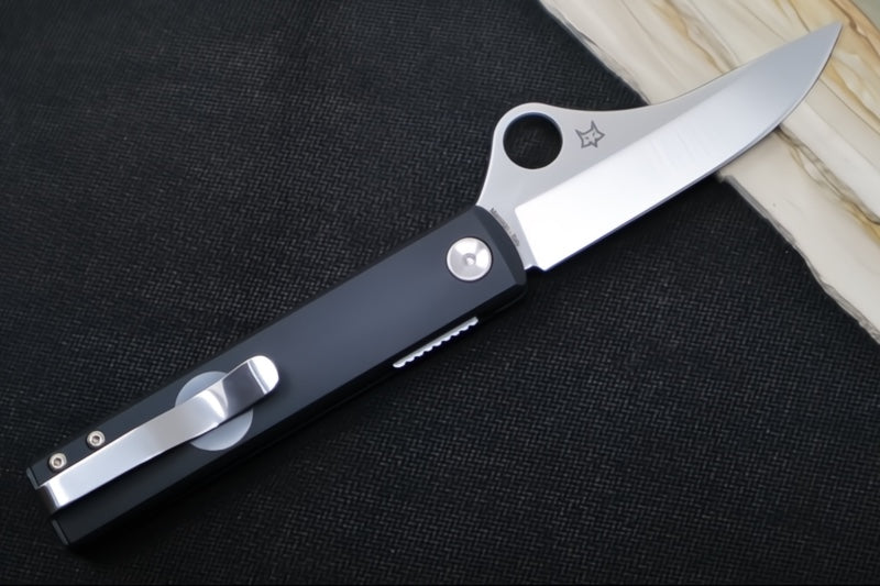 Spyderco Essenza - Black Anodized Aluminum Handle / N690co Steel / Satin Finish C272ALBK