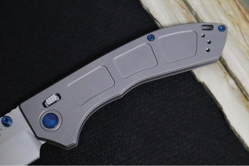 Benchmade 748 Narrows - Titanium Handle / M390 Steel / Drop Point Blade / Sapphire Blue PVD Coated Hardware
