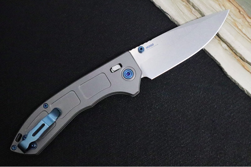 Benchmade 748 Narrows - Titanium Handle / M390 Steel / Drop Point Blade / Sapphire Blue PVD Coated Hardware - Northwest Knives