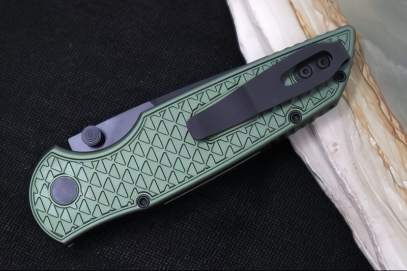 Pro Tech TR-3 Integrity - Drop Point / Black DLC Finish / CPM-S35VN Steel / "Relic" Green Textured Anodized Handle INT106-Green