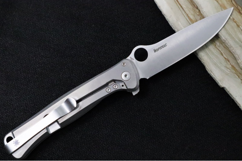 Spyderco Slym - Titanium Handle & Polar Ice Carbon Fiber Inlay / M390 Steel / Satin Finish / Drop Point Blade C271TIP