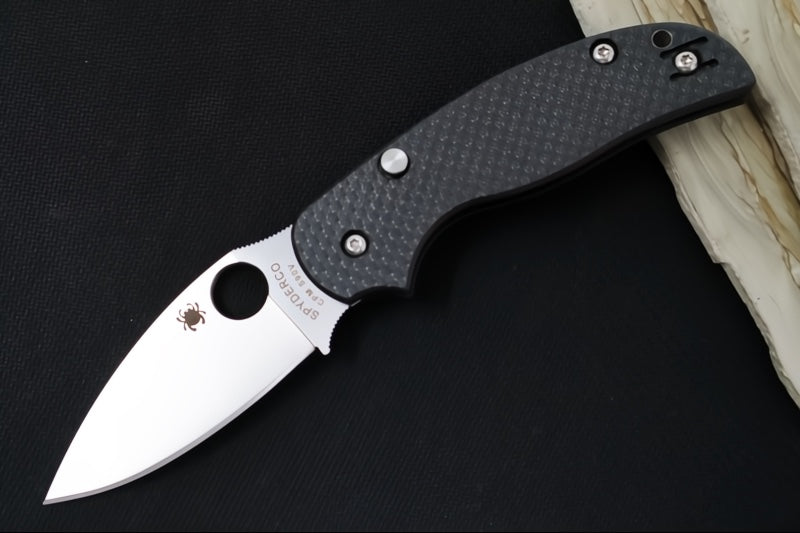 Spyderco Sage 6 Button Lock SPRINT RUN - Black Carbon Fiber Handle / Satin Blade / CPM-S90V Steel - C123CFBCLS90VP