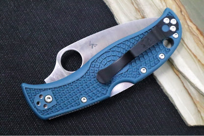 Spyderco Leafjumper - Blue FRN Handle / Satin Blade with Serrates / K390 Steel - C262SBLK390