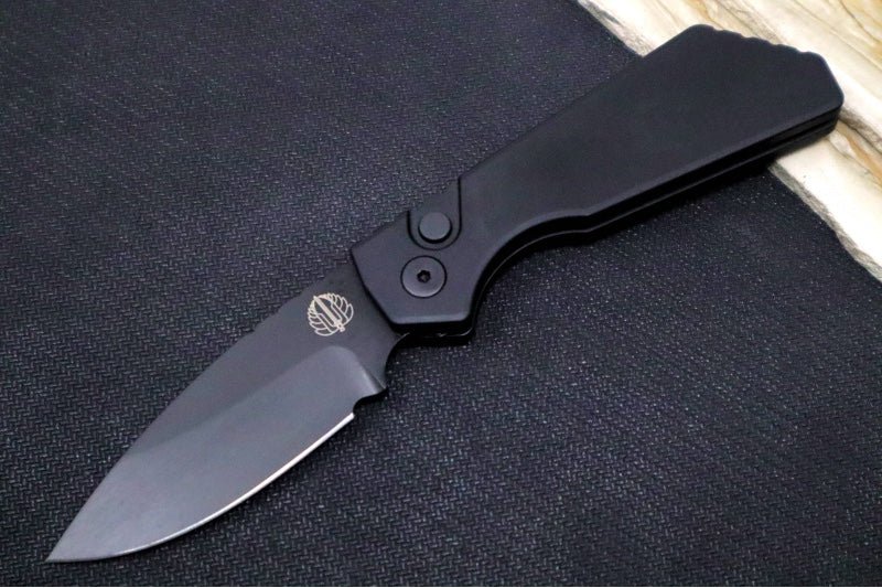 Pro Tech Strider PT+ Auto - Black Anodized Aluminum Handle / Black DLC Finish / CPM-Magnacut Steel PT203