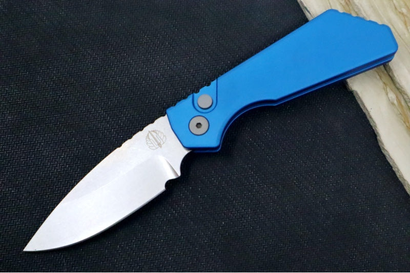 Pro Tech Strider PT+ Auto - Blue Anodized Aluminum Handle / Stonewash Finish / CPM-Magnacut Steel PT201-BLUE