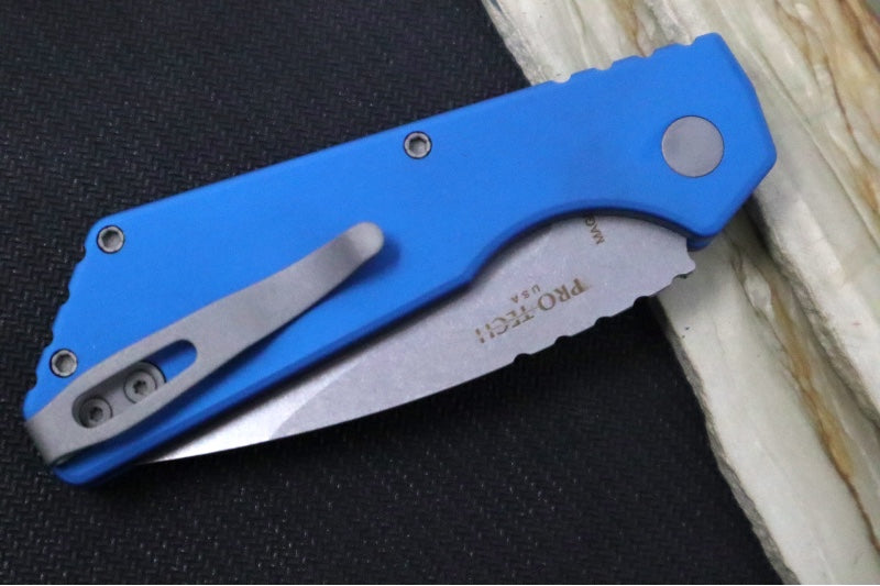 Pro Tech Strider PT+ Auto - Blue Anodized Aluminum Handle / Stonewash Finish / CPM-Magnacut Steel PT201-BLUE
