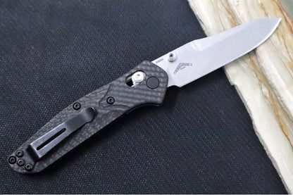 Benchmade 945-2 Mini Osborne - Satin Reverse Tanto Blade / CPM-S90V / Black Carbon Fiber Handle & Blue Anodized Accents