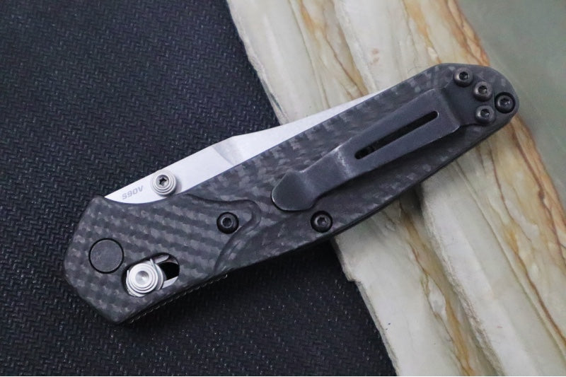 Benchmade 945-2 Mini Osborne - Satin Reverse Tanto Blade / CPM-S90V / Black Carbon Fiber Handle & Blue Anodized Accents
