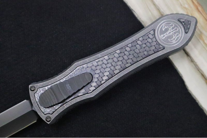 Hawk Knife Designs Deadlock Model C OTF - Stonewashed Titanium Handle & Black Carbon Fiber Insert / CPM-20CV / Black DLC Dagger Blade / Black DLC Titanium Accents