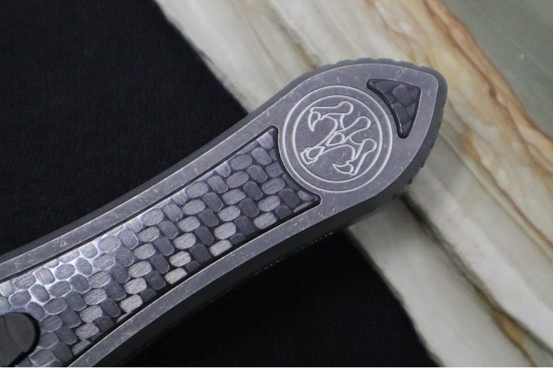 Hawk Knife Designs Deadlock Model C OTF - Stonewashed Titanium Handle & Black Carbon Fiber Insert / CPM-20CV / Black DLC Dagger Blade / Black DLC Titanium Accents