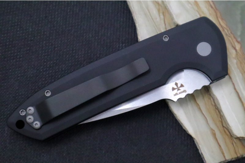 Pro Tech Rockeye Auto - Knurled Black Aluminum Handle / Stonewashed CPM-S35VN Blade LG305