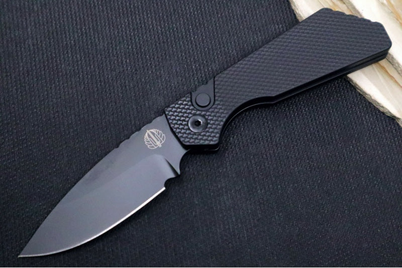 Pro Tech Strider PT+ Auto - Textured Black Anodized Aluminum Handle / Black DLC Finish / Magnacut Steel PT207