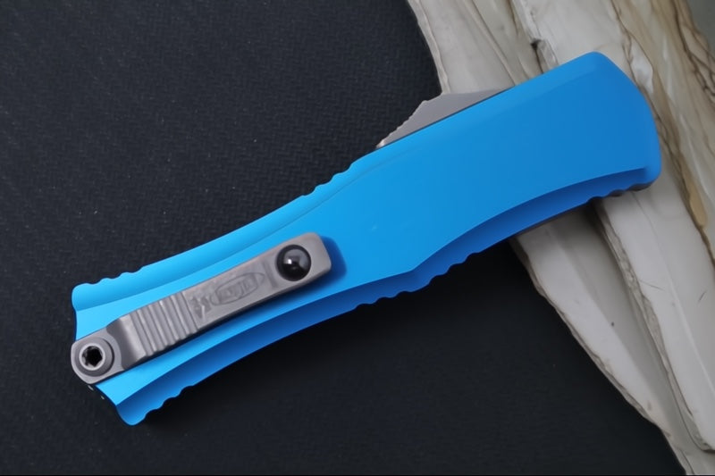 Microtech Mini Hera II OTF - Single Edge Blade / Apocalyptic Finish / Blue Anodized Aluminum Handle 1703M-10APBL