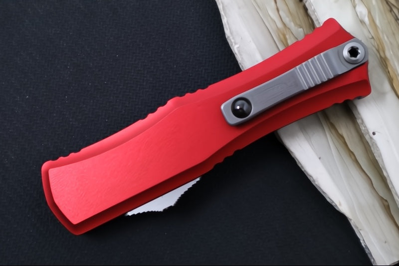 Microtech Mini Hera II OTF - Single Edge Blade / Stonewash Finish / Red Anodized Aluminum Handle 1703M-10RD