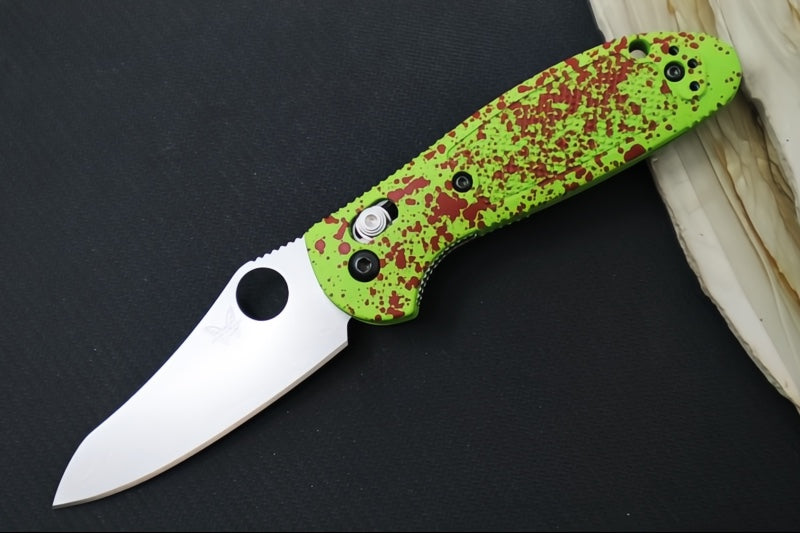 Benchmade 555-S30V Mini Griptilian "Zombie" Custom - Satin Blade / CPM-S30V Steel / Sheepsfoot Blade / "Zombie Blood Splatter" Cerakoted Grivory Handle