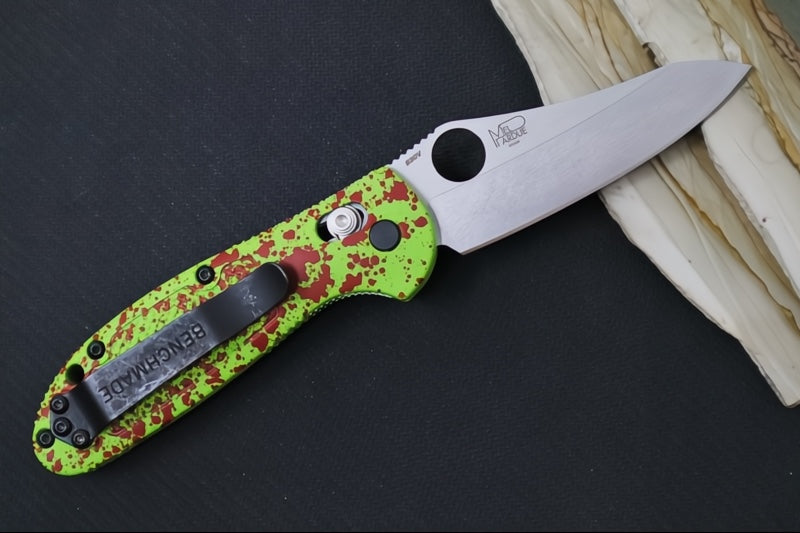Benchmade 555-S30V Mini Griptilian "Zombie" Custom - Satin Blade / CPM-S30V Steel / Sheepsfoot Blade / "Zombie Blood Splatter" Cerakoted Grivory Handle