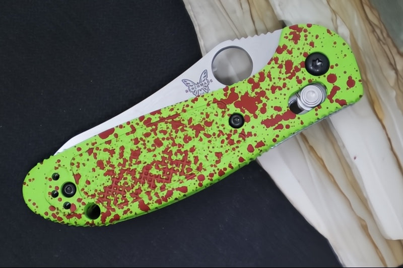 Benchmade 555-S30V Mini Griptilian "Zombie" Custom - Satin Blade / CPM-S30V Steel / Sheepsfoot Blade / "Zombie Blood Splatter" Cerakoted Grivory Handle - Northwest Knives