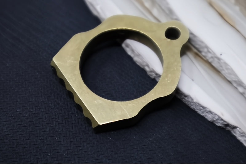 Toor Knives Thumper Knuckle - Brass 850049642521