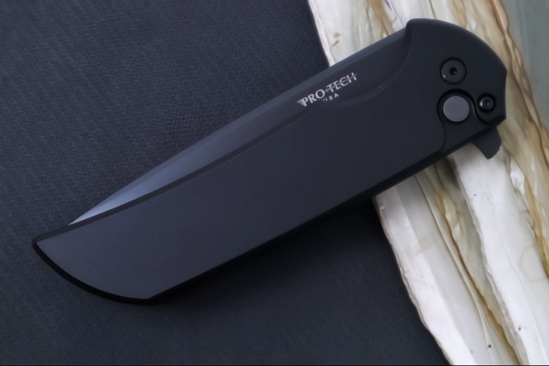 Pro Tech Mordax - Drop Point / Black DLC Finished CPM-Magnacut Blade / Black Aluminum Handle MX103