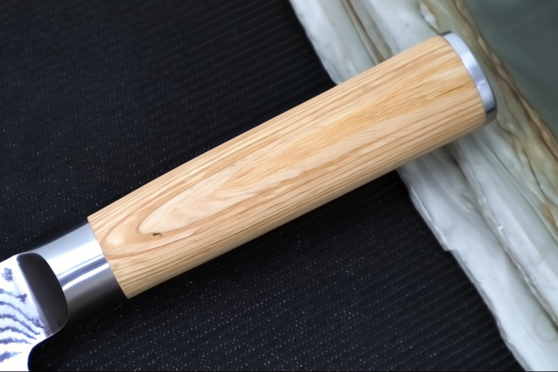 Shun Classic Blonde - 7" Santoku - 69 Layered Damascus - Made in Seki City, Japan