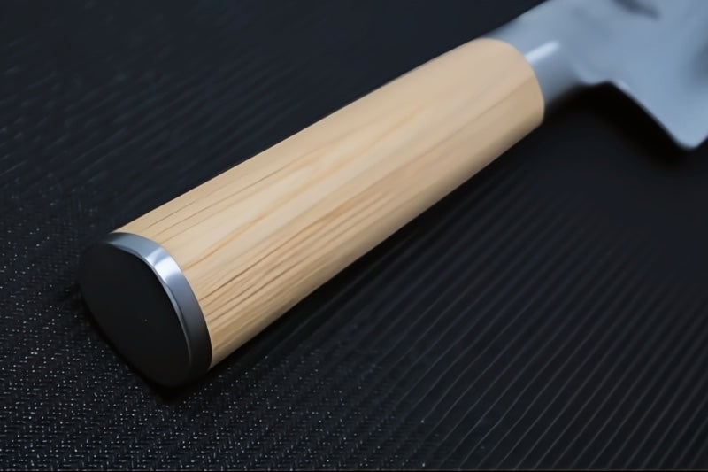 Shun Classic Blonde - 8.5" Santoku - 69 Layered Damascus - Made in Seki City, Japan