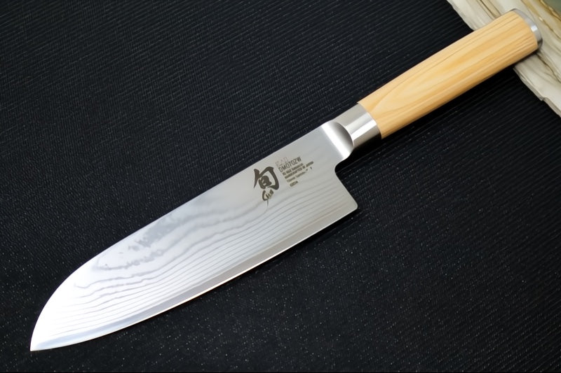 Shun Classic Blonde - 7" Santoku - 69 Layered Damascus - Made in Seki City, Japan