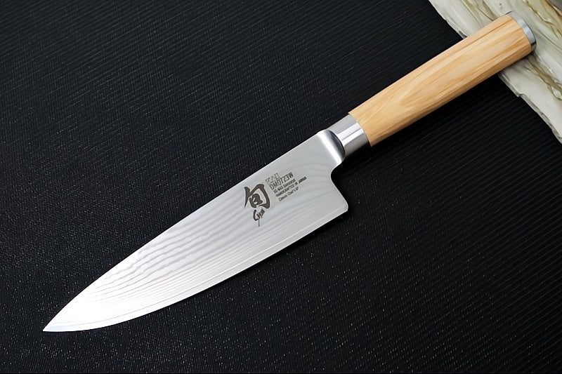 Shun Classic Blonde - 6" Chef's Knife - 69 Layered Damascus - Made in Seki City, Japan