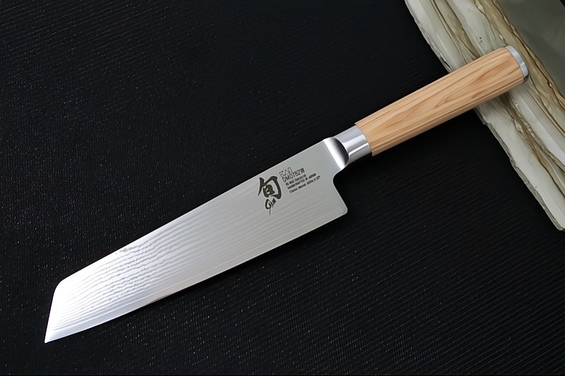 Shun Classic Blonde - 6.5" Master Utility - 69 Layered Damascus - Made in Seki City, Japan