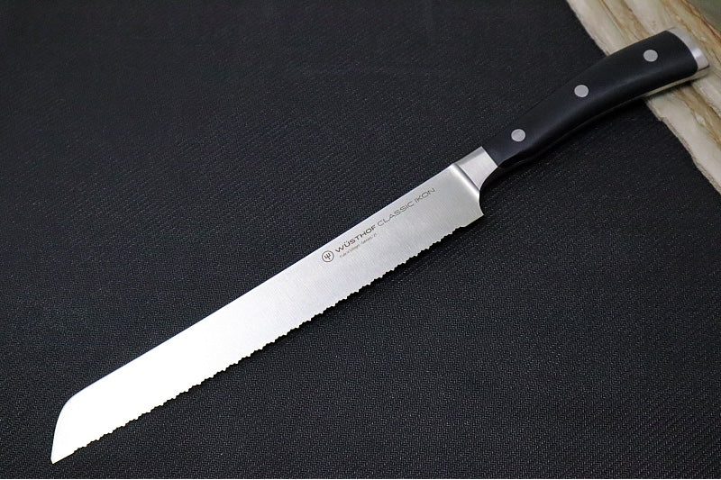 Wusthof Ikon - 9" Double Serrated Bread Knife - Fully forged German stainless steel (X50 CrMoV 15) - Made in Solingen, Germany