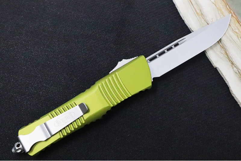 Microtech Combat Troodon OTF - Stonewash Finish / Single Edge Blade / Green Aluminum Handle - 143-10OD