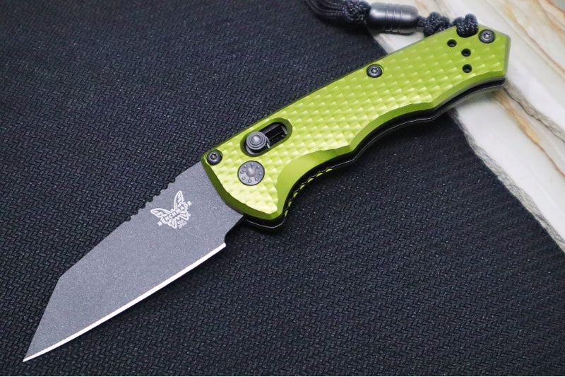 Benchmade 2900BK-2 Full Immunity Auto - Cobalt Black Cerakote Finish  / CPM-M4 Steel / Wharncliffe Blade / Woodland Green Anodized Aluminum Handle