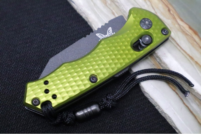 Benchmade 2900BK-2 Full Immunity Auto - Cobalt Black Cerakote Finish  / CPM-M4 Steel / Wharncliffe Blade / Woodland Green Anodized Aluminum Handle