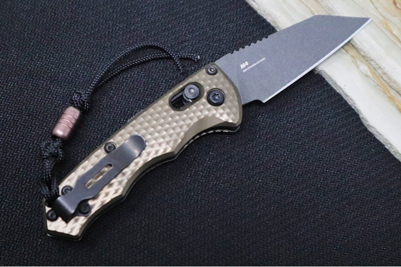 Benchmade 2900BK-1 Full Immunity Auto - Cobalt Black Cerakote Finish  / CPM-M4 Steel / Wharncliffe Blade / Flat Dark Earth Anodized Aluminum Handle