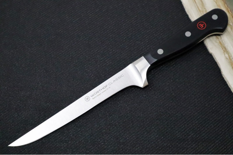Wusthof Classic - 6" Flexible Boning Knife - Fully forged German stainless steel (X50 CrMoV 15) - Made in Solingen, Germany