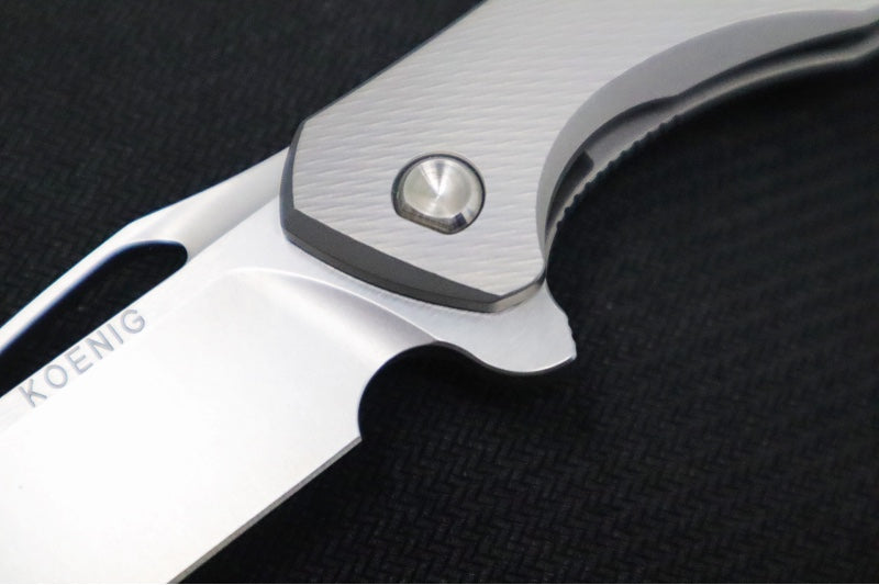 Koenig Mini Arius - Standard with Corda Patterned Handle - Stonewashed Blade with Polished Flats - Silver Spacer (Gen 1)