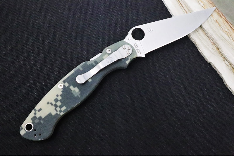 Spyderco Military 2 - CPM-S30V Steel / Satin Blade / Camo G-10 Handle C36GPCMO2