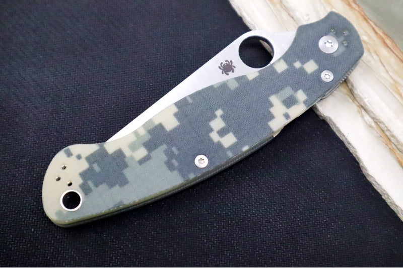 Spyderco Military 2 - CPM-S30V Steel / Satin Blade / Camo G-10 Handle C36GPCMO2