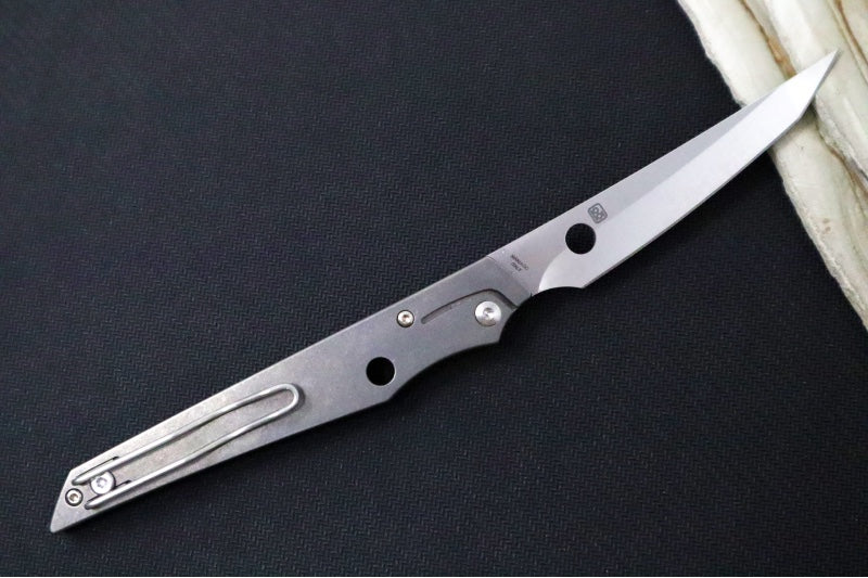 Spyderco COBOL SLipIt - Full TItanium Handle / M390 Steel / Upsweep Blade C273TIP